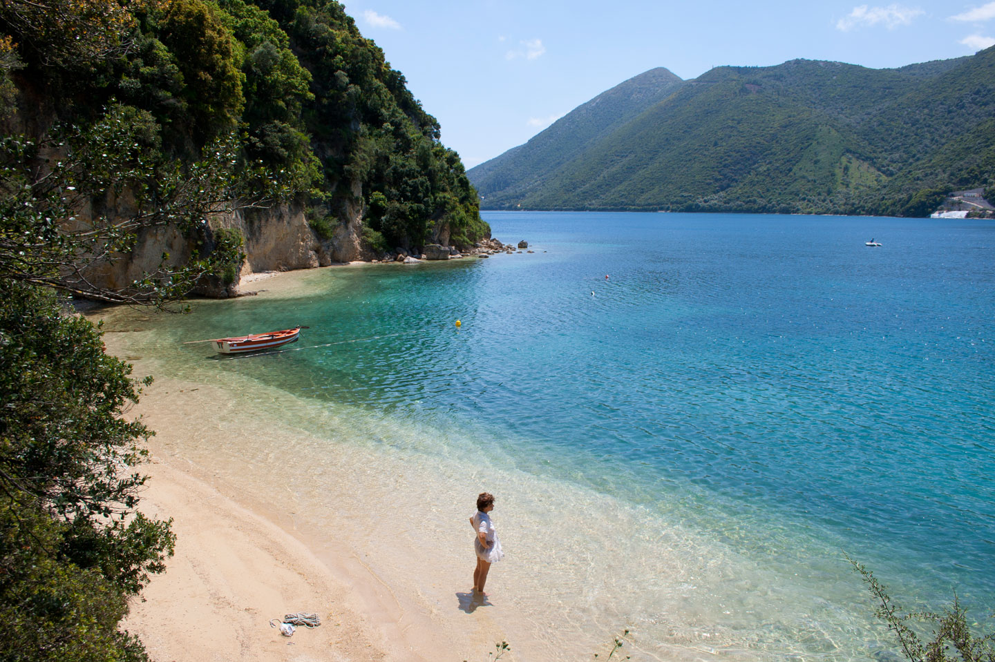 Dessimi beach in the east Lefkada | Lefkada Slow Guide