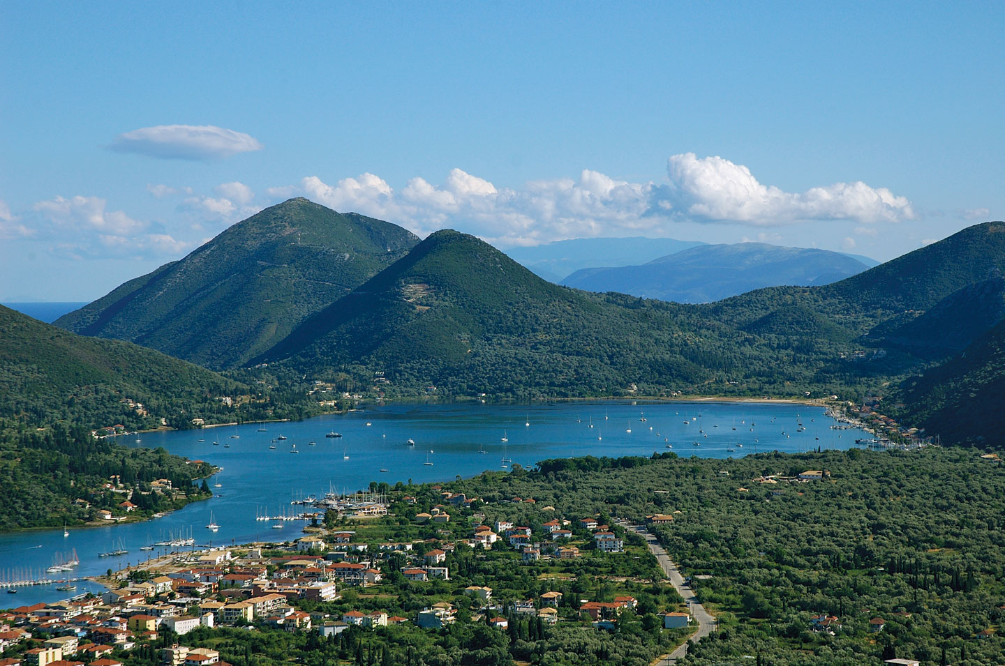 The village of Vlycho in Lefkada | Lefkada Slow Guide