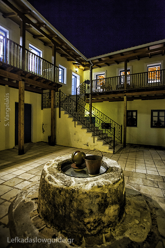 Theofanios School in Preveza city | Epirus adventures