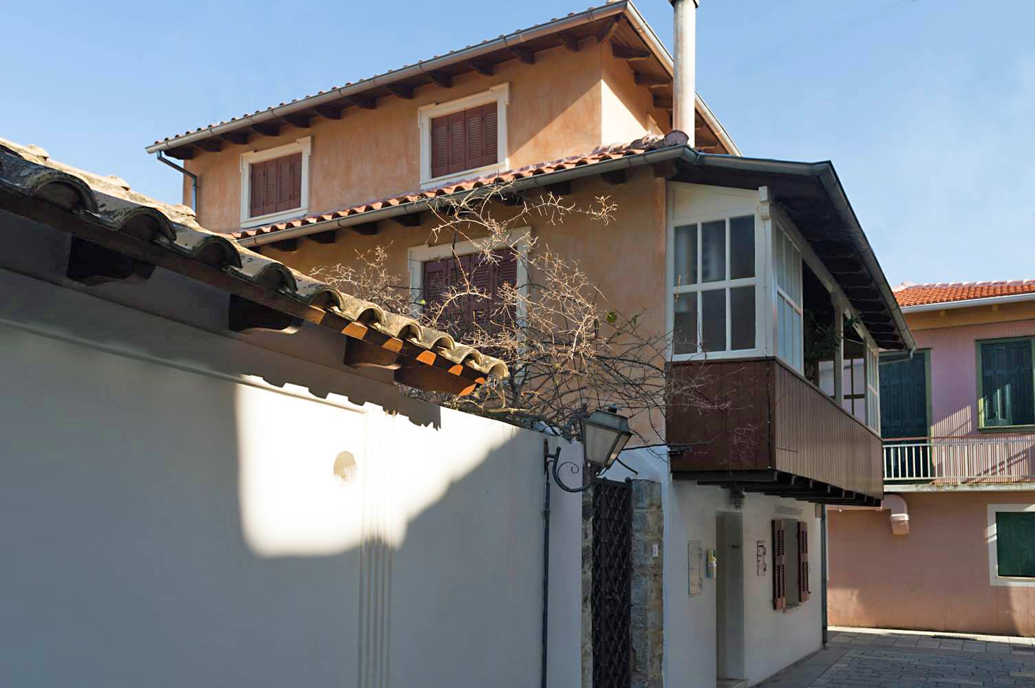 Fagottobooks bookstore in Lefkada town | Restored 19th century residence